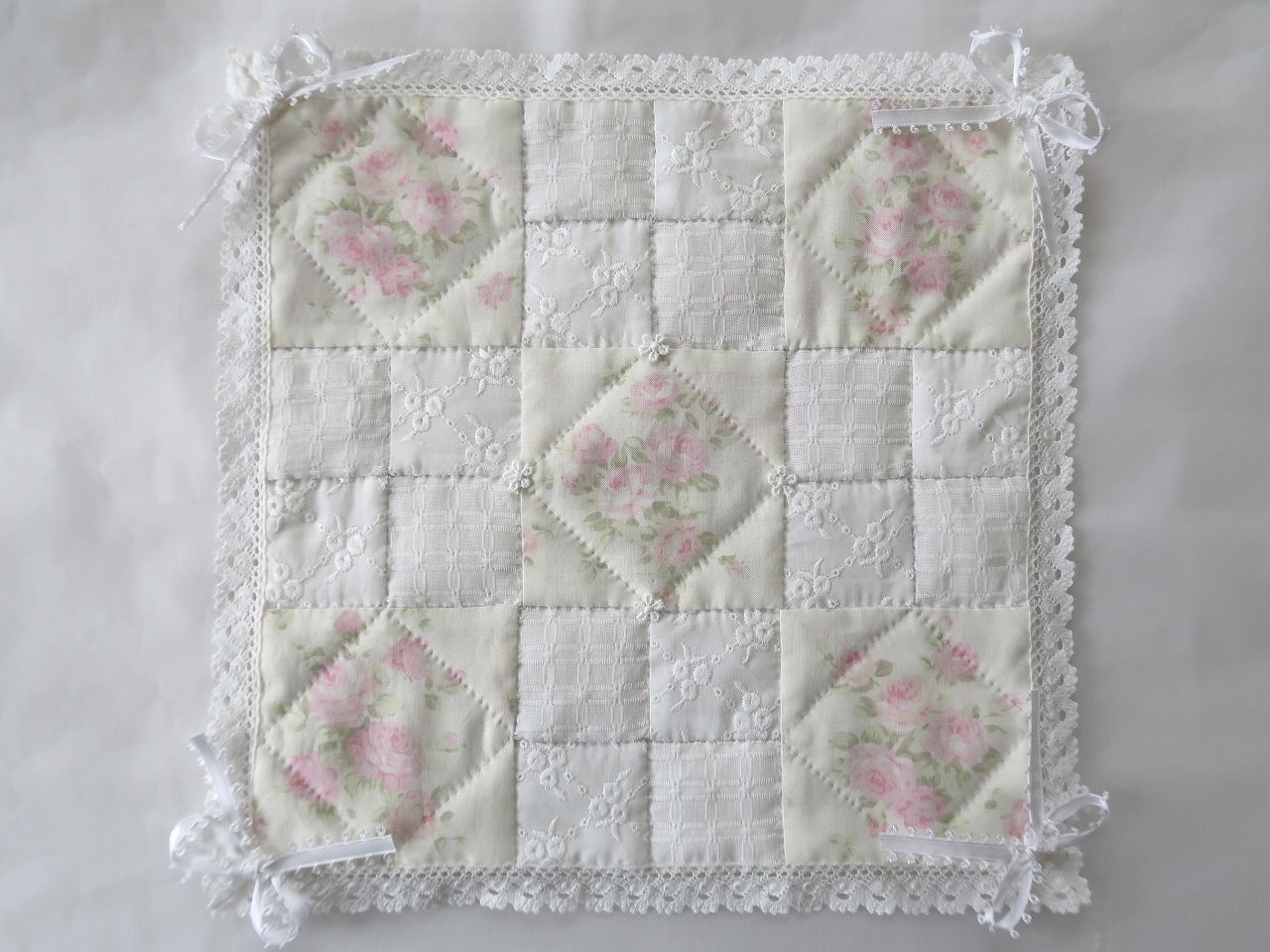 Doily-063