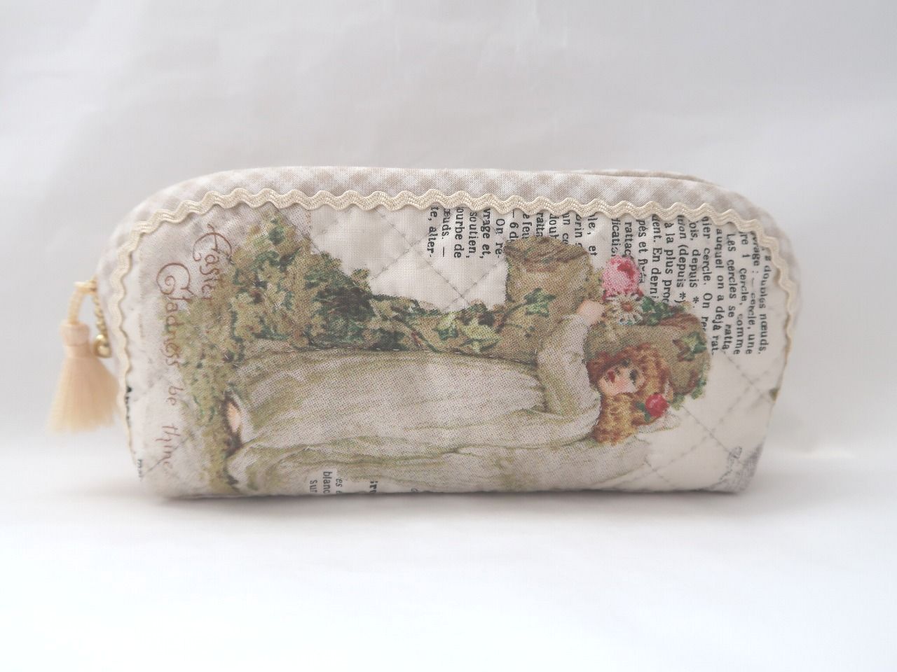 Pouch-097
